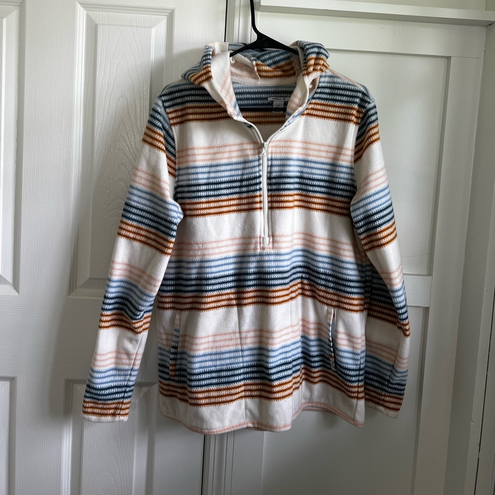 Fleece half zip jacket with pockets